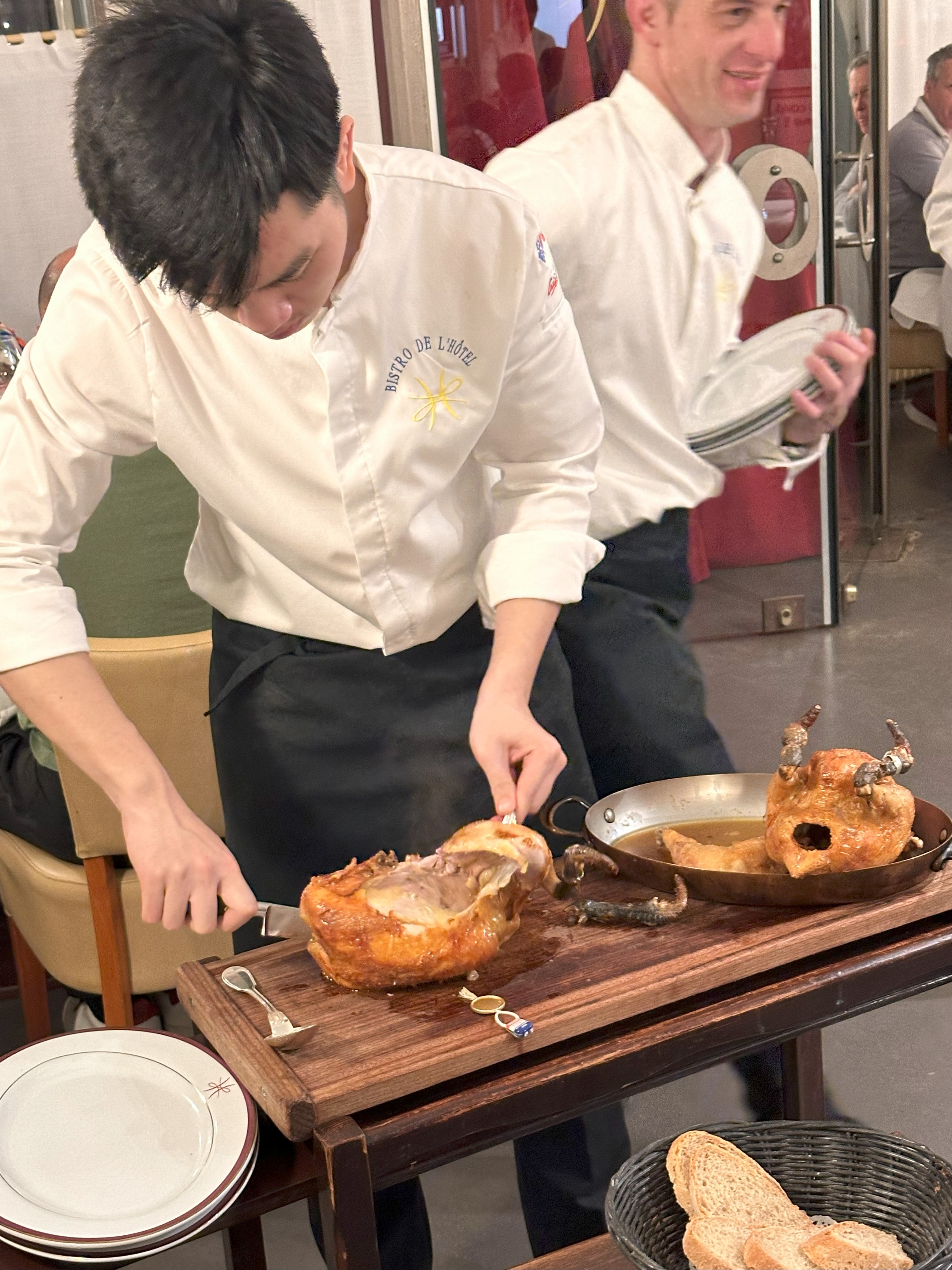 Chicken Carving at Le Bistro de L’Hotel